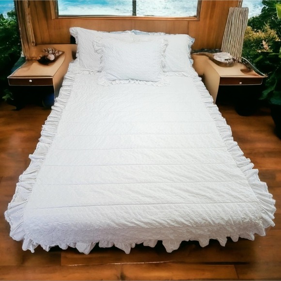 jcpenney Bedding Vintage Jc Penney Ruffled Eyelet Bedspread And 3